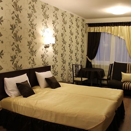 Country Club Festivalny Hotel Rakaw Habitación foto