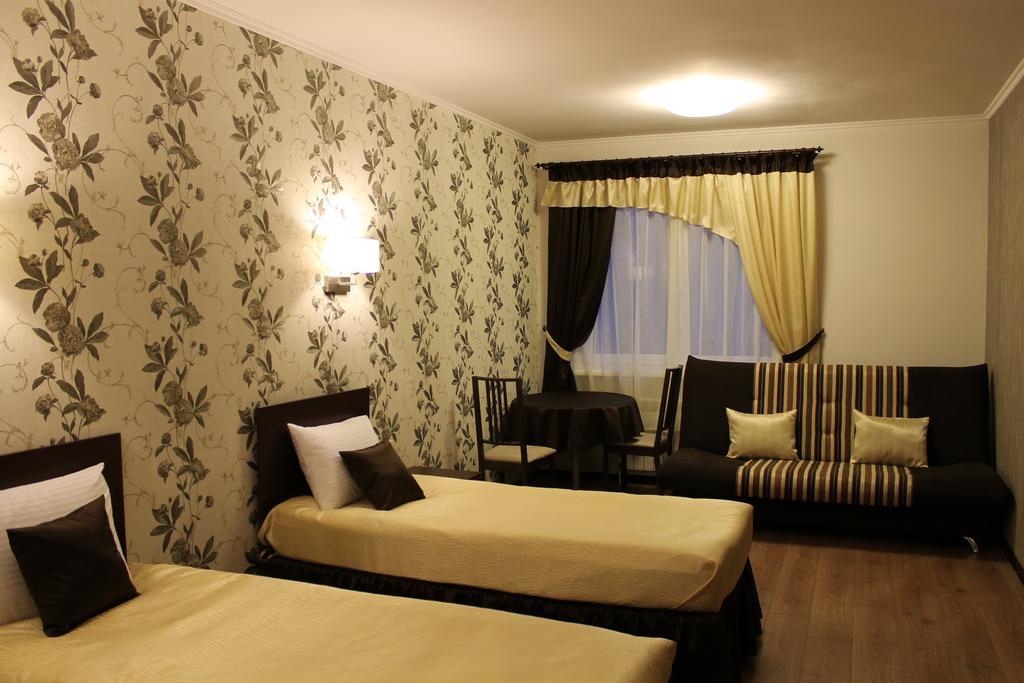 Country Club Festivalny Hotel Rakaw Habitación foto