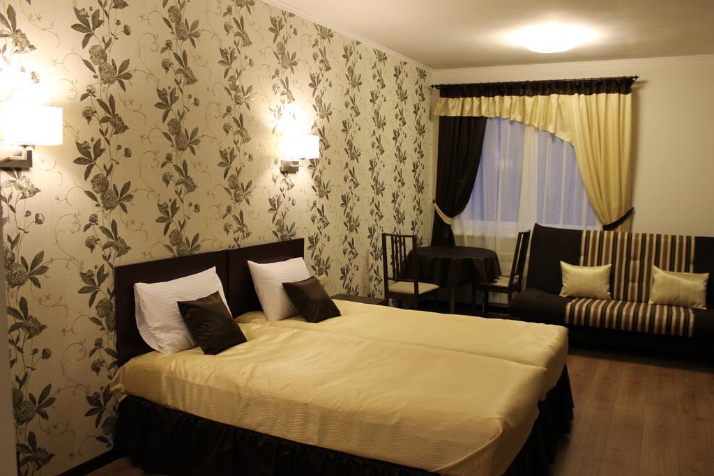 Country Club Festivalny Hotel Rakaw Habitación foto